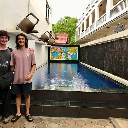 Gecko Hostel Siem Reap Extérieur photo